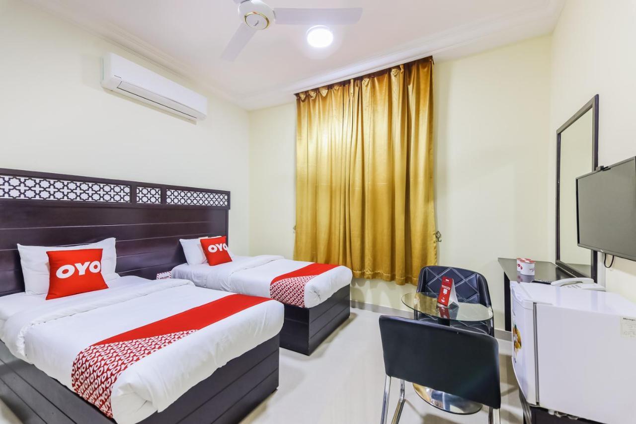 Ras Al Hadd Waves Hotel Exterior photo
