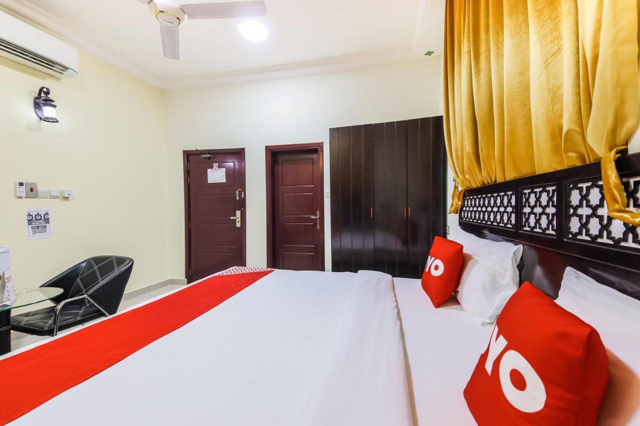 Ras Al Hadd Waves Hotel Exterior photo